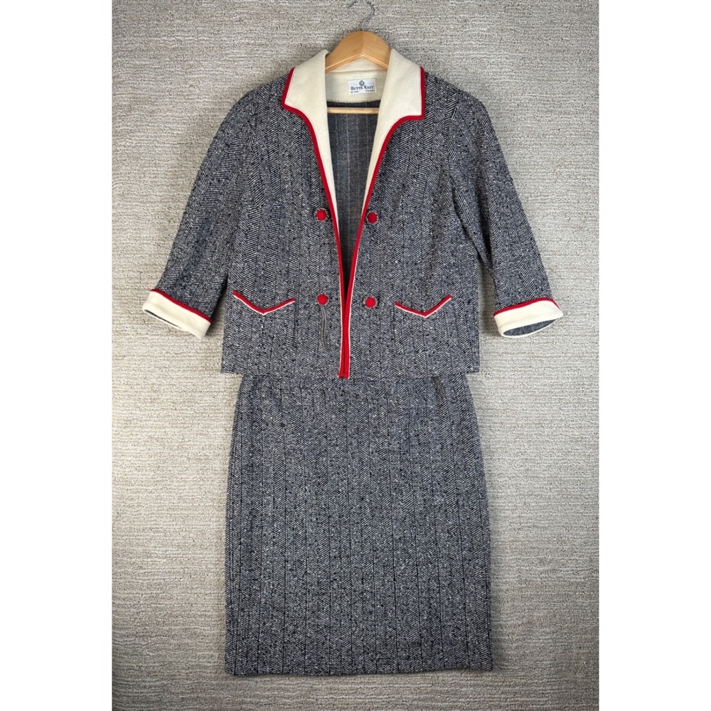 Vintage Butte Knit Wool Skirt Suit Herringbone Black White Red Trim Blazer Set